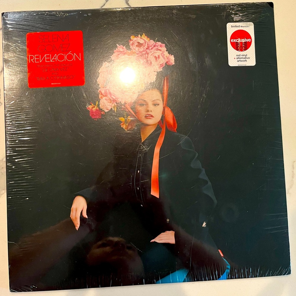 Selena Gomez Revelación- Vinyl